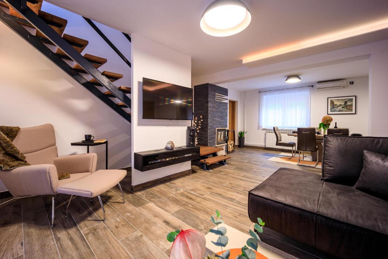 Villa Aljmaš المظهر الخارجي الصورة